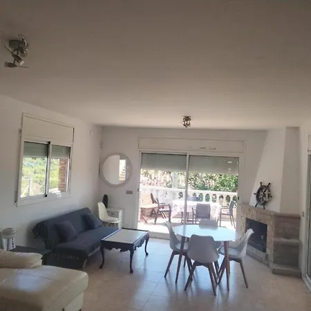 Trullen Holiday home Calafell